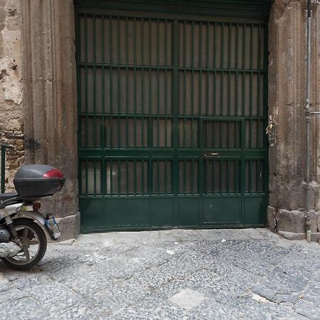 Casetta Decumani Naples Exterior photo